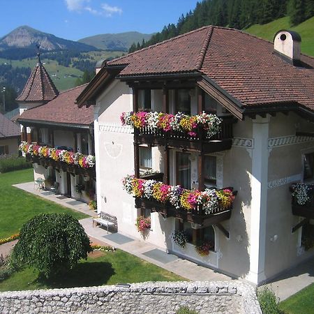 Residence Cesa Callegari Selva di Val Gardena Esterno foto