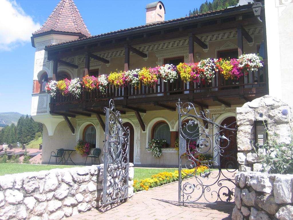 Residence Cesa Callegari Selva di Val Gardena Esterno foto