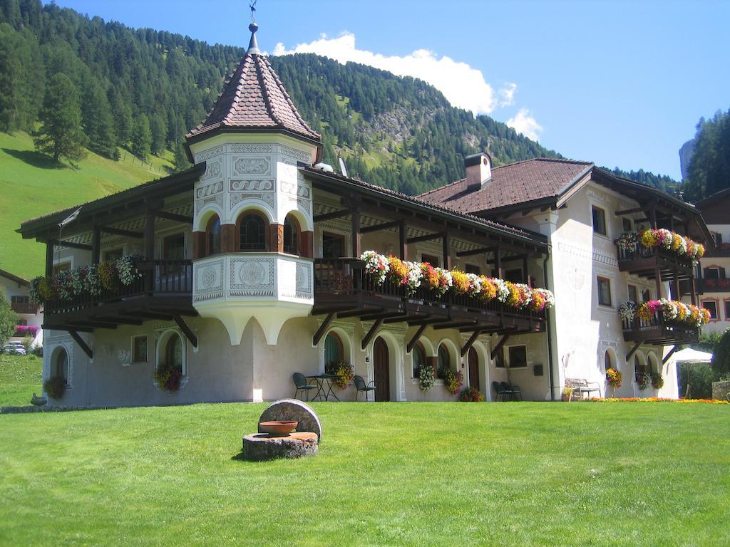 Residence Cesa Callegari Selva di Val Gardena Esterno foto